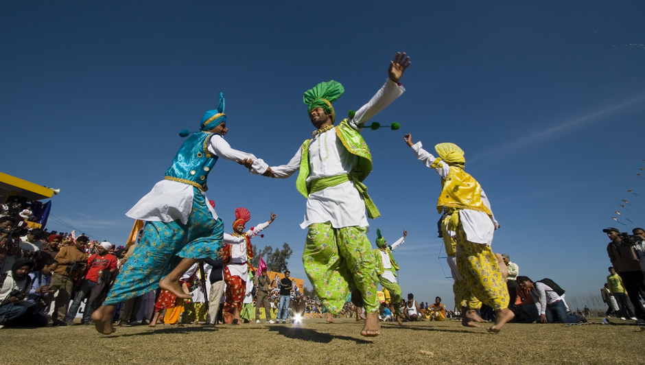 best photo tour experience punjabi culture, festivals and folk art luxury nomadic unique experience of outdoor overlanding camp for best photography quiet secluded place very intimate experience.