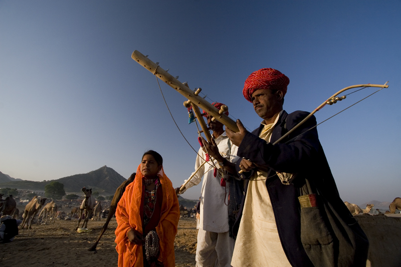 offbeat guided curated unique experience photo tour of pushkar cattle fair best photography opportunities star trails, milkyway, light painting  taurus overlanding campervan caravan camp at pushakr rajasthan india. 