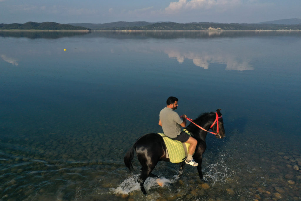 <img src="Offbeat camping lakeside.jpeg" alt="private sunset campervan overland truck nomadic caravan holiday for families couples romantic unique lifetime experience offbeat outdoor camp to relax unwind quiet place at secluded locations pong dam dadasiba himchal pradesh">  