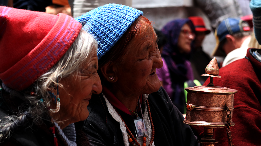 <img src="photo tour hemis fetival leh ladakh with caravan.jpeg" alt="our photo tour of hemis festival is escorted curated by capt suresh shrama hosted with caravan campervan in ladakh"> 