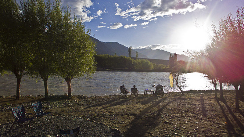 caravan riverside camp offbeat locations nomadic family holidays with campervan leh ladakh india. 