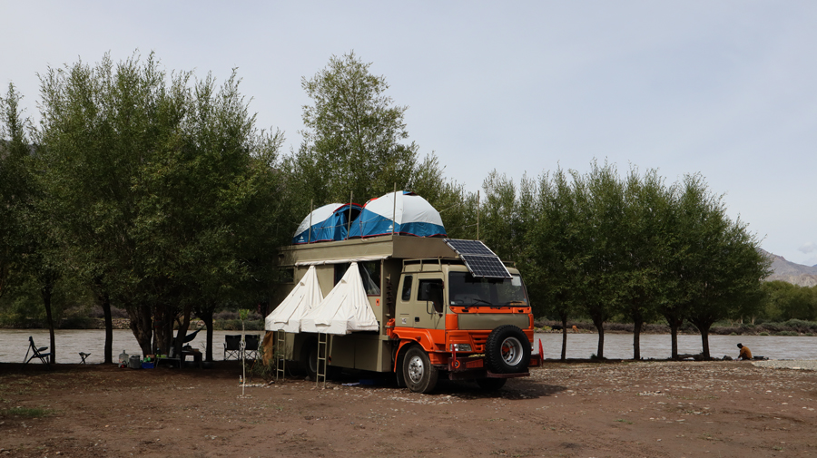 <img src="caravan RV motorhome designing fabrication india.jpeg" alt="best designing fabrication facility for caravan campervan luxury vanlife overland truck india specially designed for outdoor overlanding road trip road travel offbeat camp himachal, ladakh, rajasthan kutch gujarat">