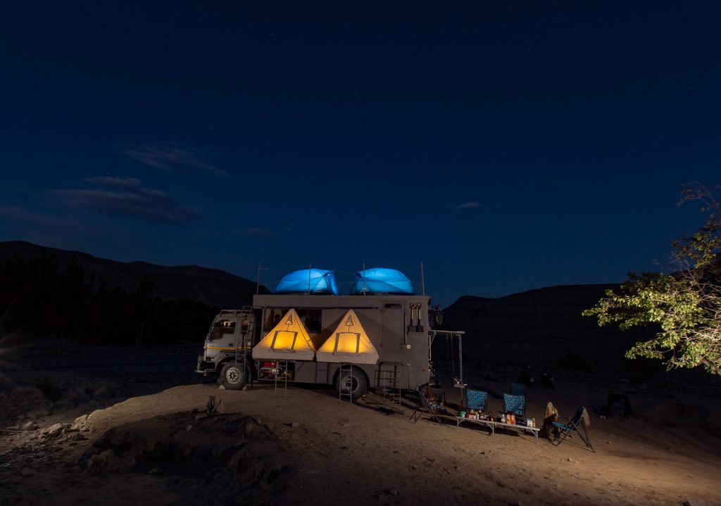 photo tours caravan holidays for photographers campervan camping family vacation unique experience corona safe covid19 leh ladakh india.