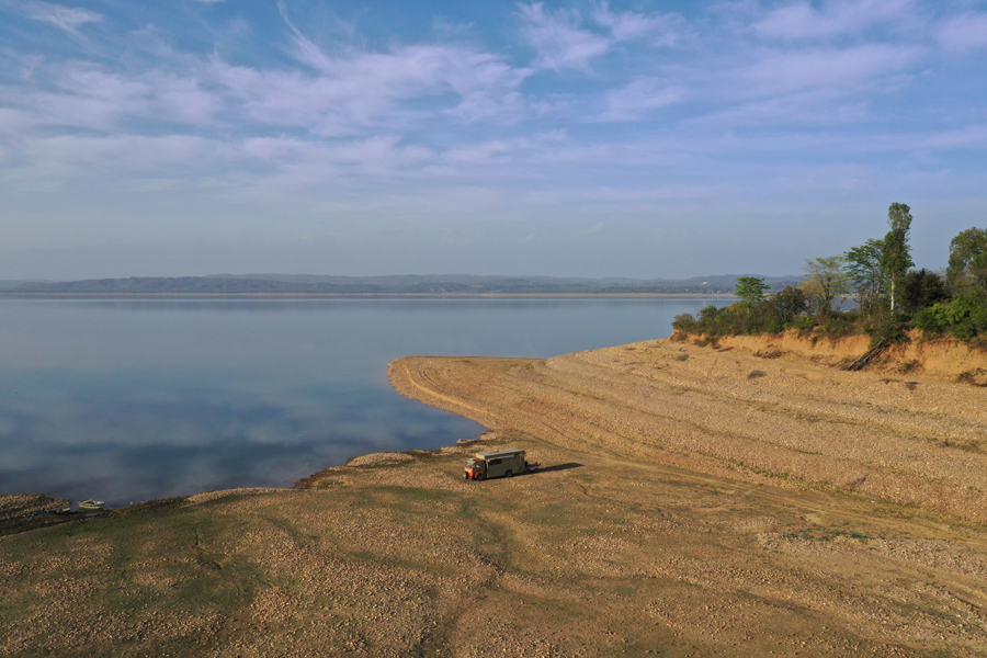 <img src="best wilderness sunset experience.jpeg" alt="offbeat luxury overland truck campervan caravan at virgin pure pristine sand dunes for best sunset sunrise and moonlit night lifetime experience dadasiba himachal pradesh">
