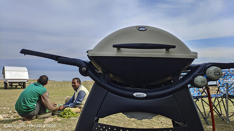 img src="weber barbecue outdoor holidays himachal india.jpeg" alt="offbeat outdoor family holidays campervan caravan vacation overlanding vanlife in wilderness vacation corona safe weber barbecue lakeside camp dadasiba pong dam india">