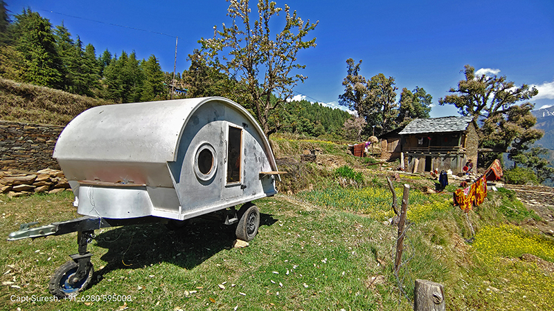 <img src="caravan campervan himachal pradesh barot valley.jpeg" alt="barot valley caravan motorhome campervan sunrise in himachal for offbeat experiential outdoor nomadic camp corona safe holiday">