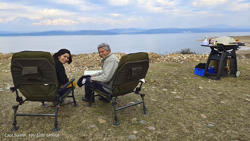 <img src="offbeat holidays for couples with caravan himachal india.jpeg" alt=" offbeat holidays for couples in wilderness with caravan RV recreational vehicle campervan nomadic unique experience pong dam himachal india">