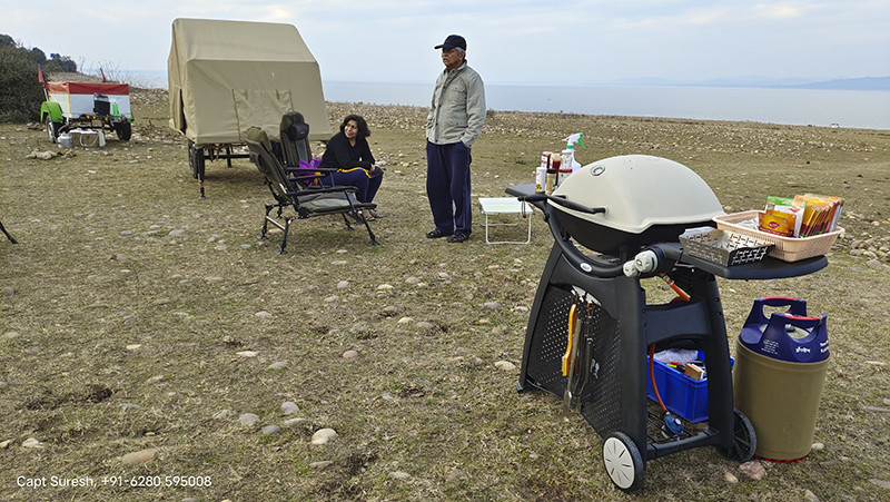 <img src="offbeat holidays for couples with caravan himachal india.jpeg" alt=" offbeat holidays for couples in wilderness with caravan RV recreational vehicle campervan nomadic unique experience pong dam himachal india">