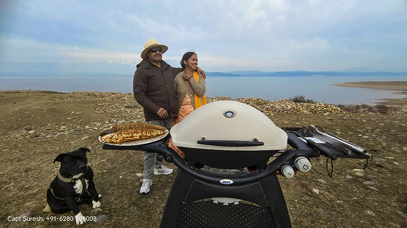 <img src="romantic holidays caravan camping pong dam himachal pradesh.jpeg" alt="romantic caravan motorhome campervan in wilderness himachal for offbeat outdoor nomadic overlanding camp for couples corona safe holiday social distancing pong dam"> 