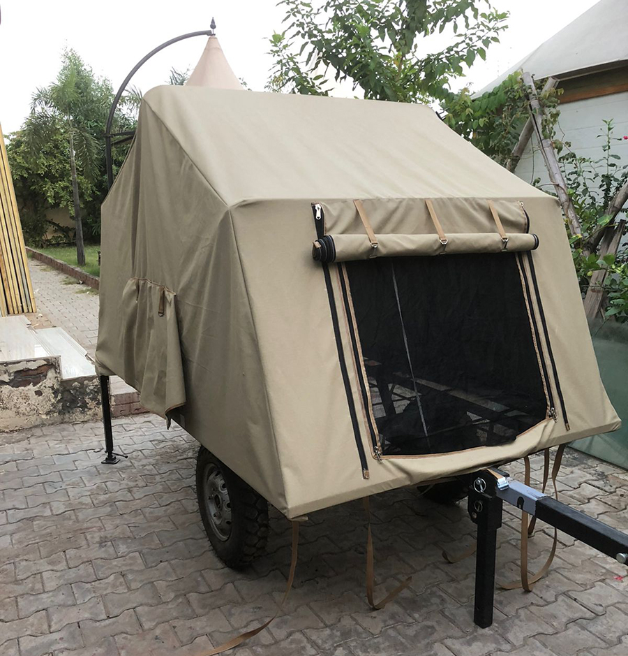 <img src="offbeat soft adventure caravan india.jpeg" alt="offbeat locations with caravan RV recreational vehicle with campervan nomadic unique experience rural india in himachal pradesh">
